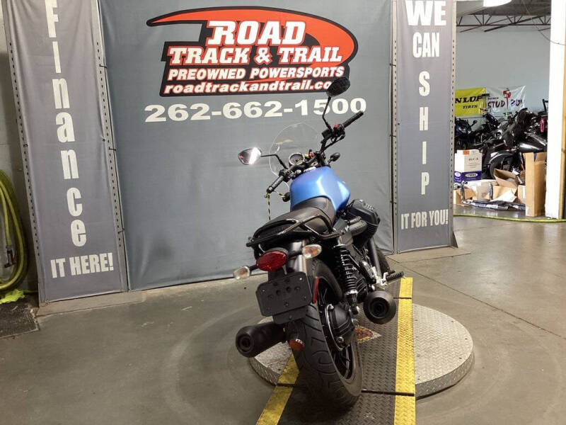 2017 Moto Guzzi V7 III Stone