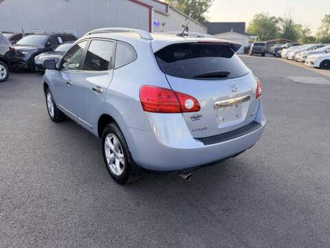 2011 Nissan Rogue SV