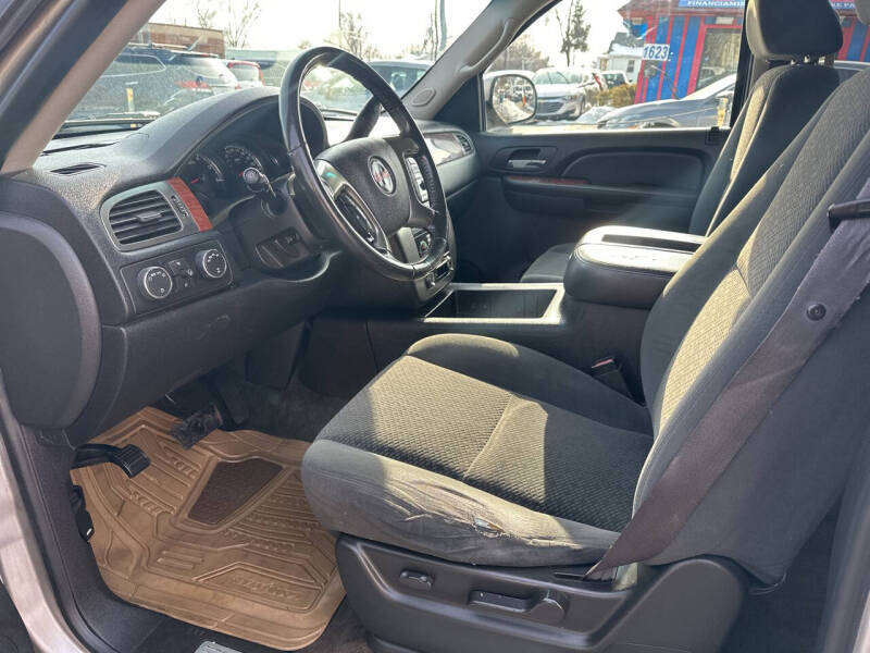 2007 GMC Yukon XL SLE