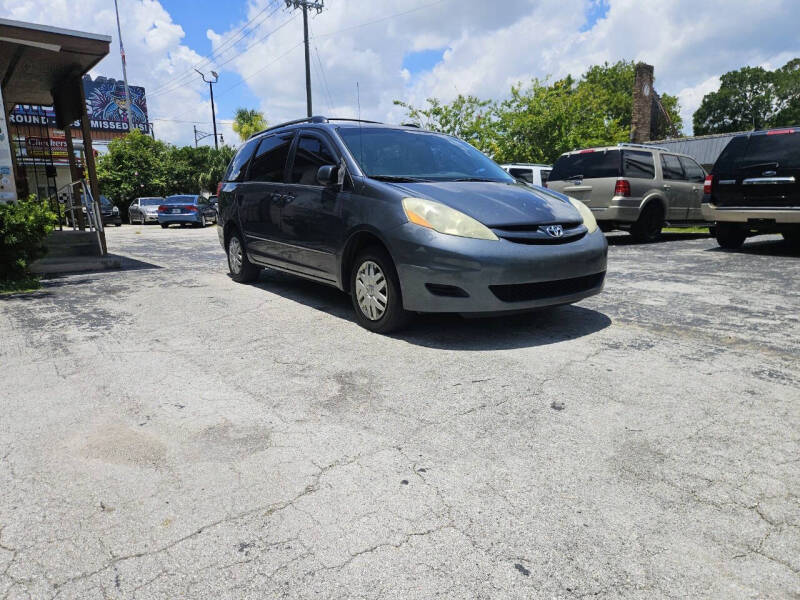 2006 Toyota Sienna LE 7 Passenger