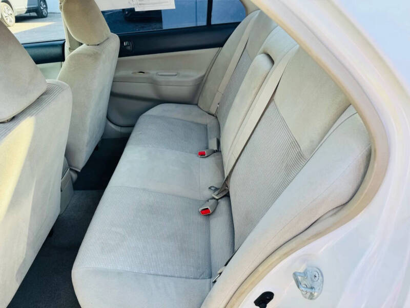 2004 Mitsubishi Lancer LS