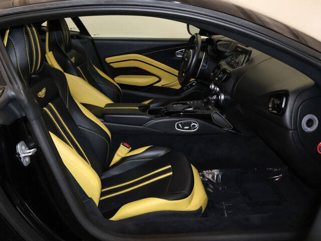 2019 Aston Martin Vantage