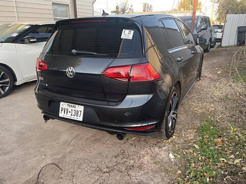 2017 Volkswagen Golf GTI Sport