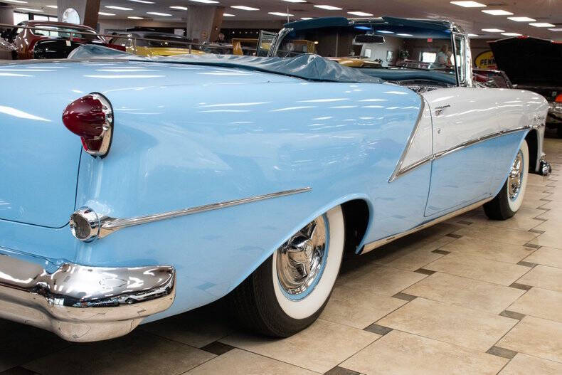 1954 Oldsmobile Starfire