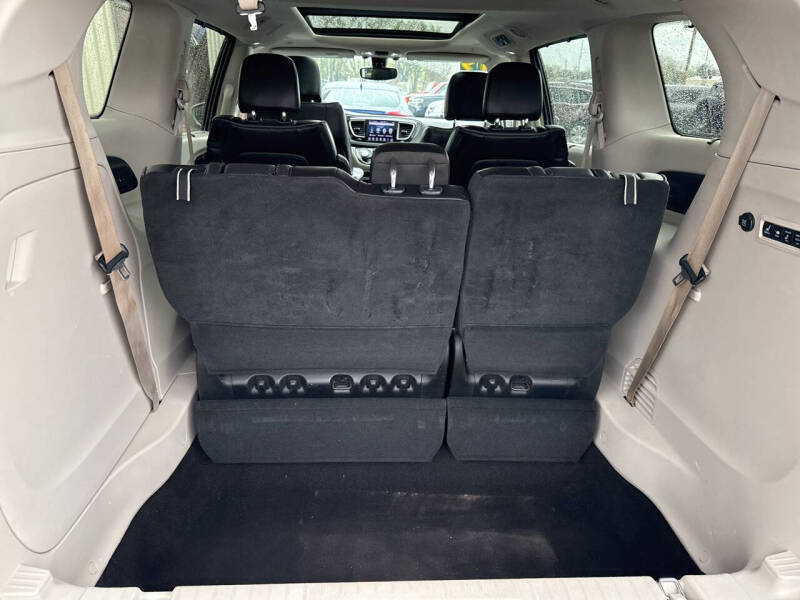 2019 Chrysler Pacifica Limited 35th Anniversary