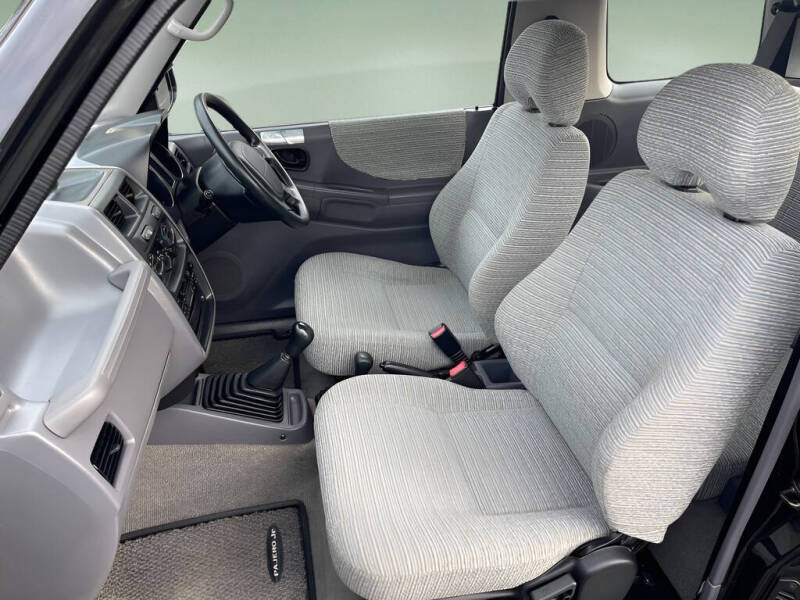 1996 Mitsubishi Pajero