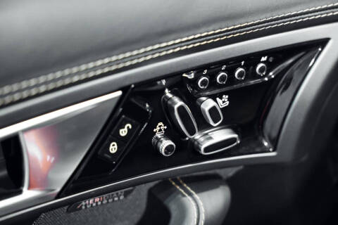 2015 Jaguar F-TYPE R