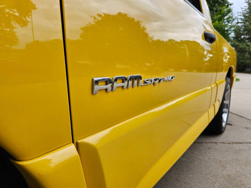 2005 Dodge Ram 1500 SRT-10