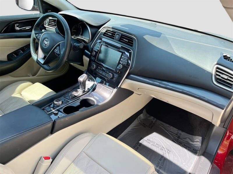 2023 Nissan Maxima 3.5 Platinum