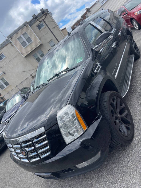 2013 Cadillac Escalade ESV Luxury