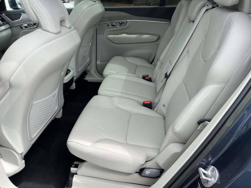 2023 Volvo XC90 B6 Core