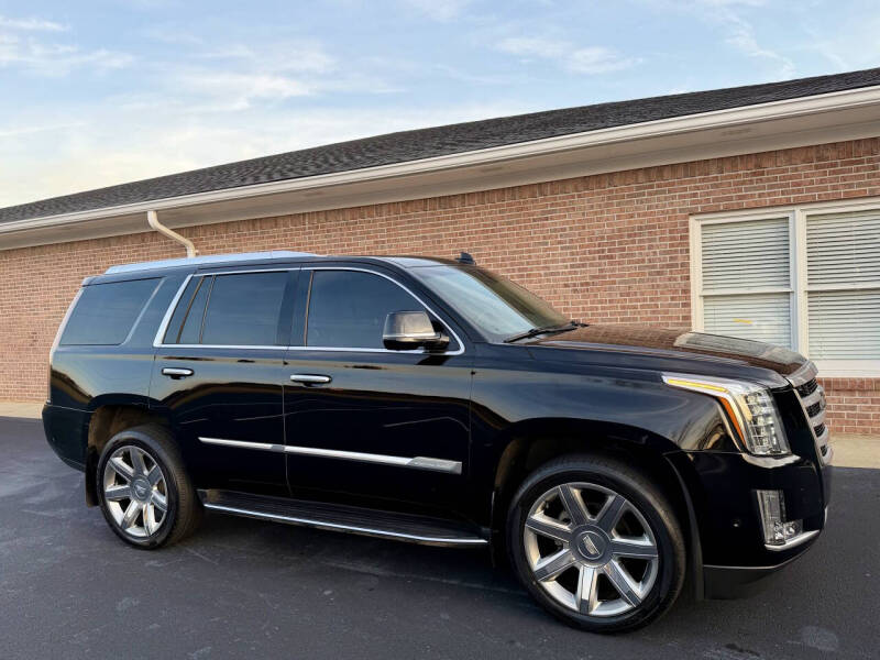 2017 Cadillac Escalade Luxury