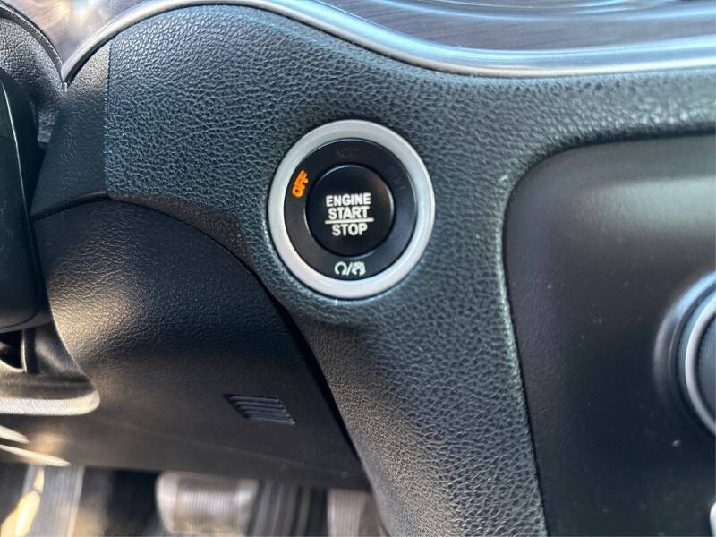 2017 Dodge Charger SXT