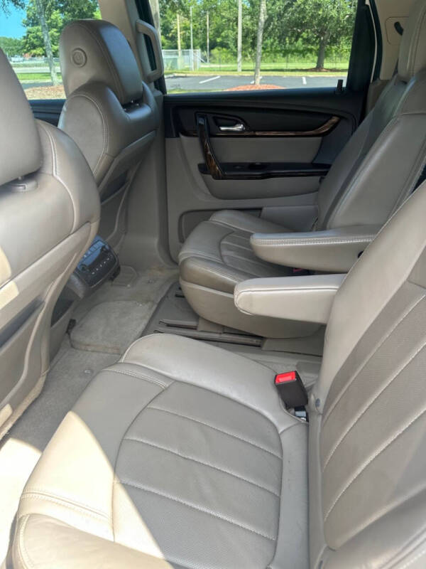 2013 GMC Acadia Denali