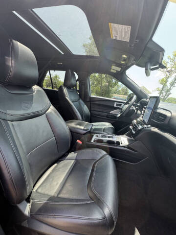 2021 Ford Explorer ST