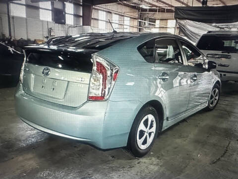 2013 Toyota Prius Two