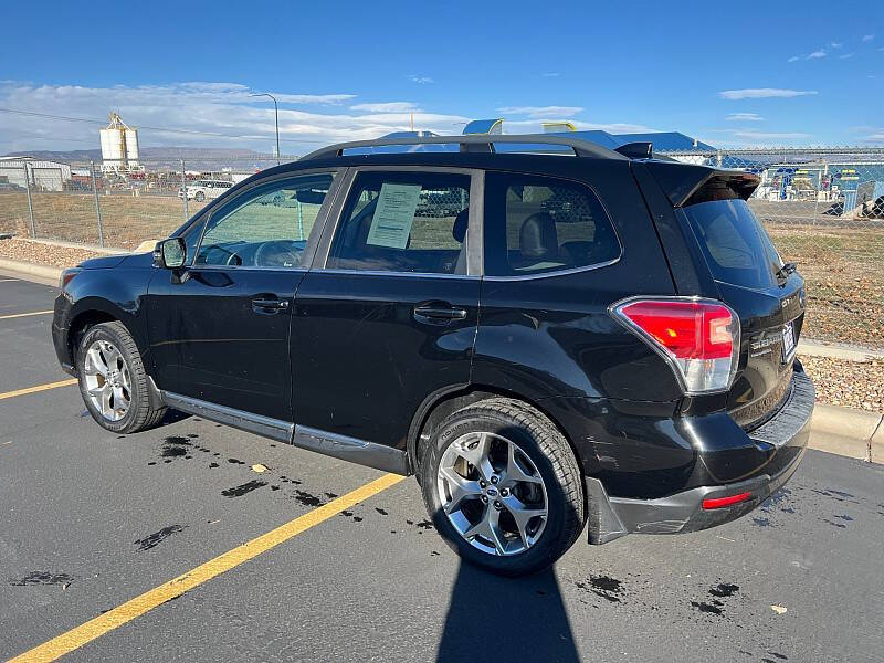 2017 Subaru Forester 2.5i Touring