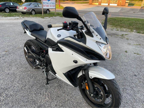 2009 Yamaha FZ6R