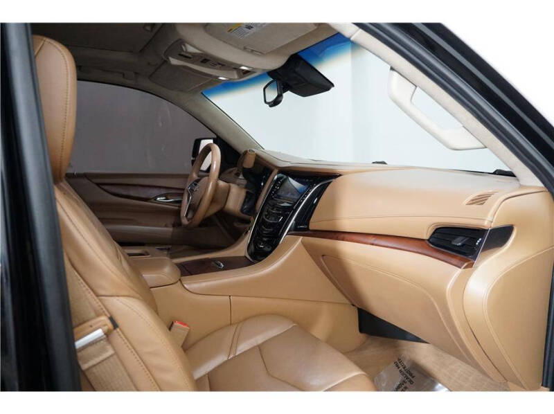 2016 Cadillac Escalade Platinum