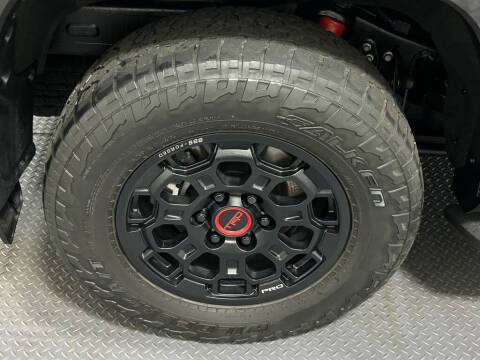 2023 Toyota Sequoia SR5