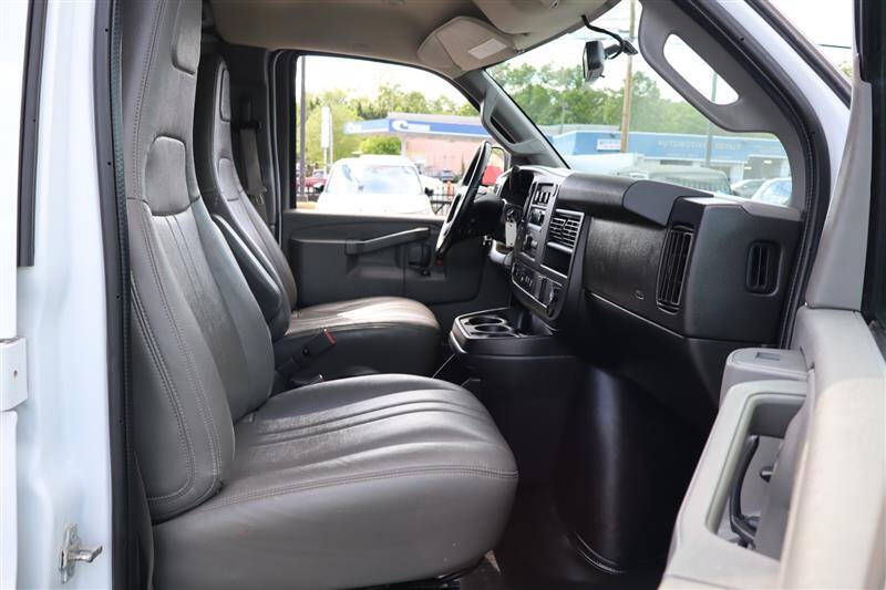 2021 Chevrolet Express 2500