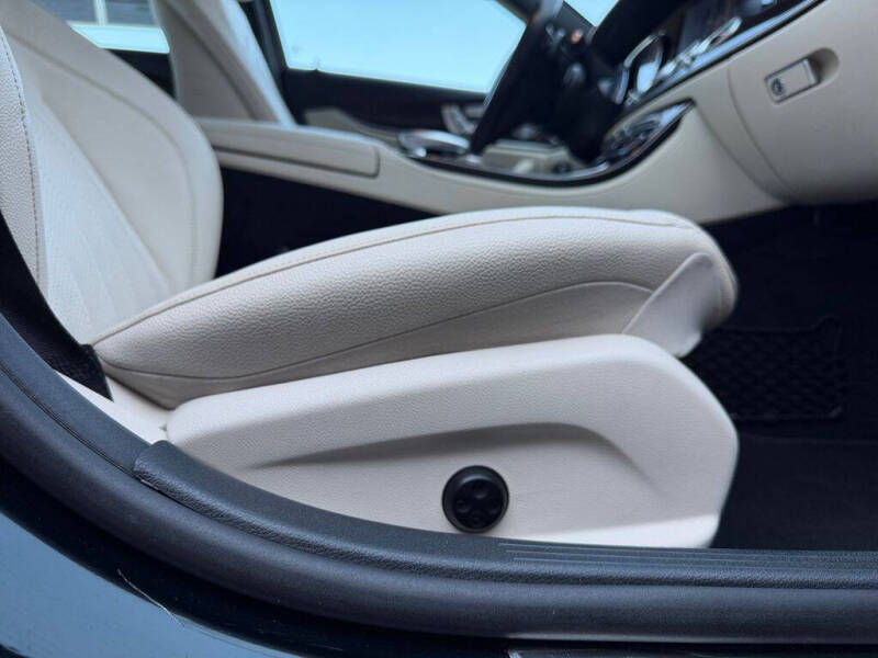 2018 Mercedes-Benz E-Class E 300