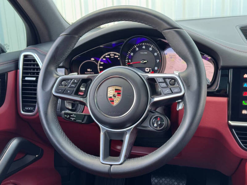 2023 Porsche Cayenne