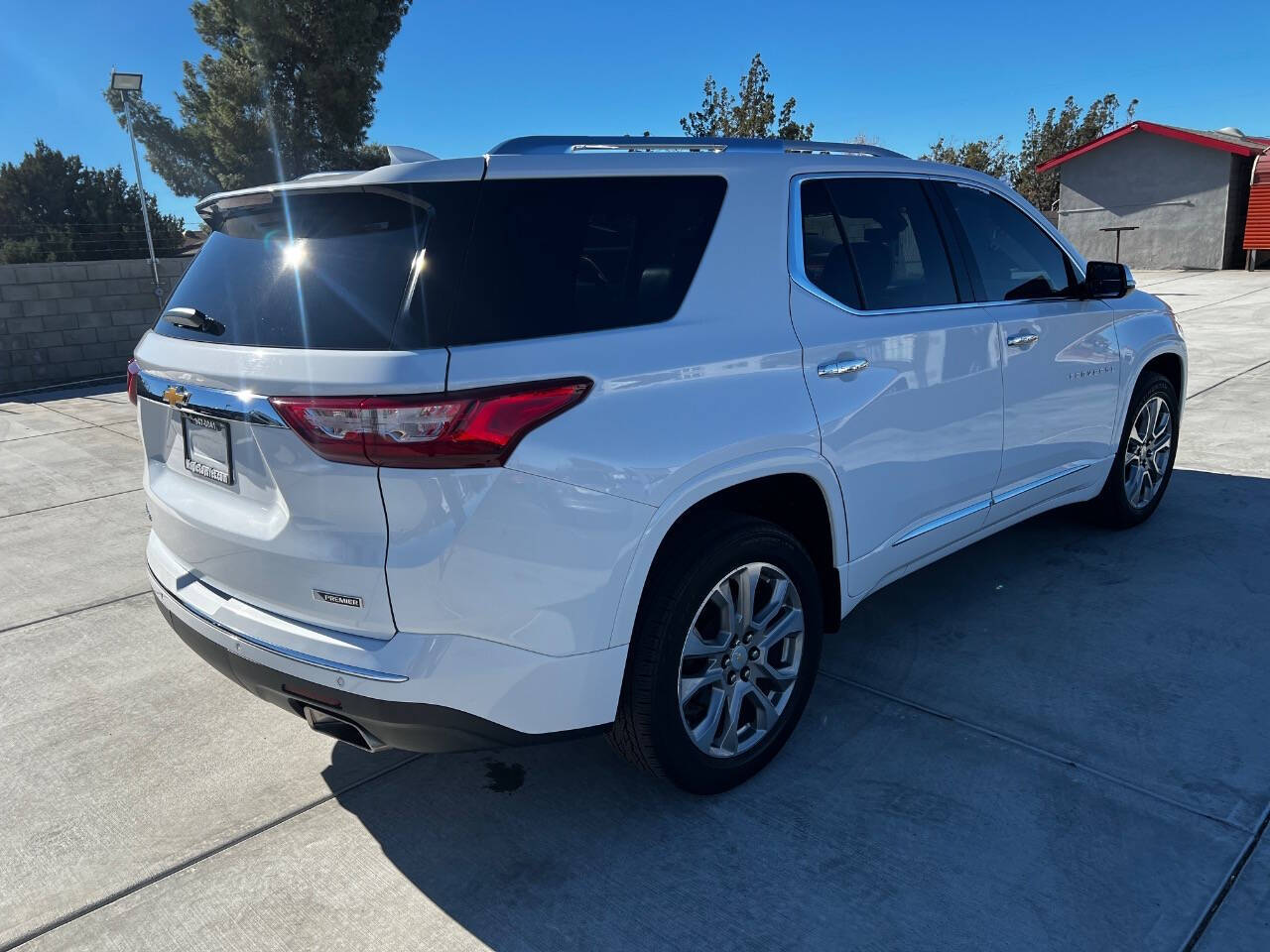 2018 Chevrolet Traverse for sale at Magic Auto Sales in Hesperia, CA