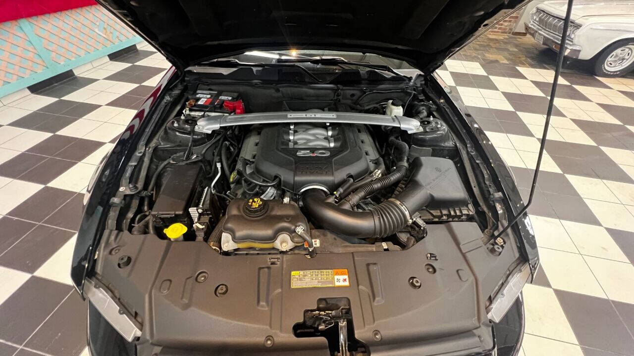 2014 Ford Mustang 12