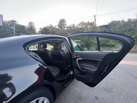 2012 Buick Regal Premium 1