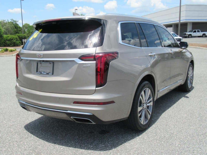 2022 Cadillac XT6 Premium Luxury
