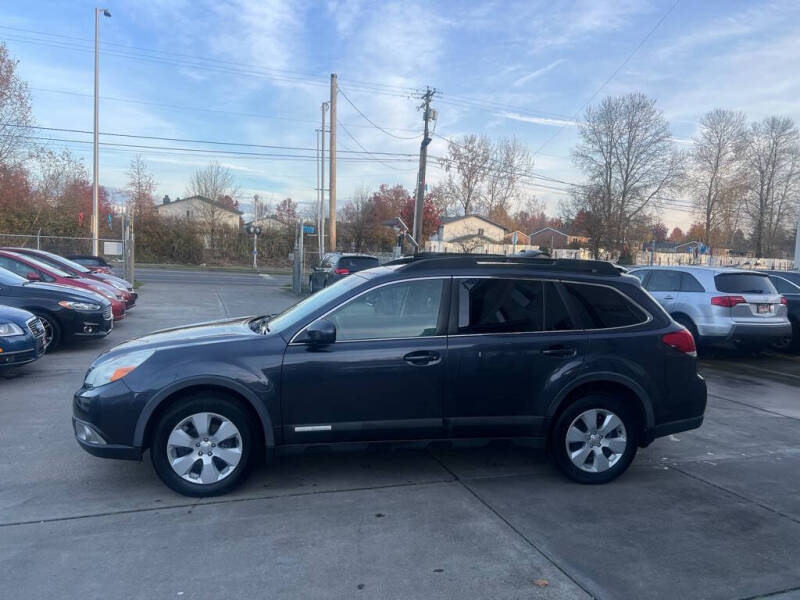 2010 Subaru Outback I Limited photo 4