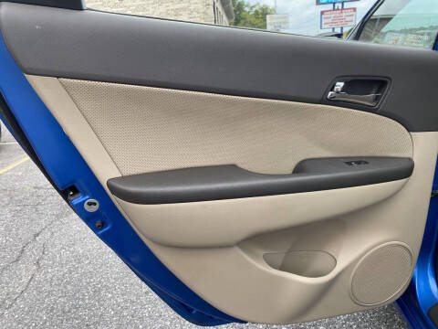 2011 Hyundai Elantra Touring GLS