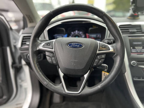 2014 Ford Fusion Hybrid SE