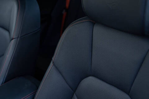 2025 Porsche Macan T