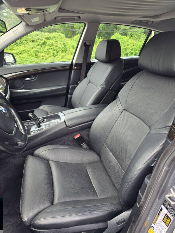 2010 BMW 5 Series 550i xDrive Gran Turismo