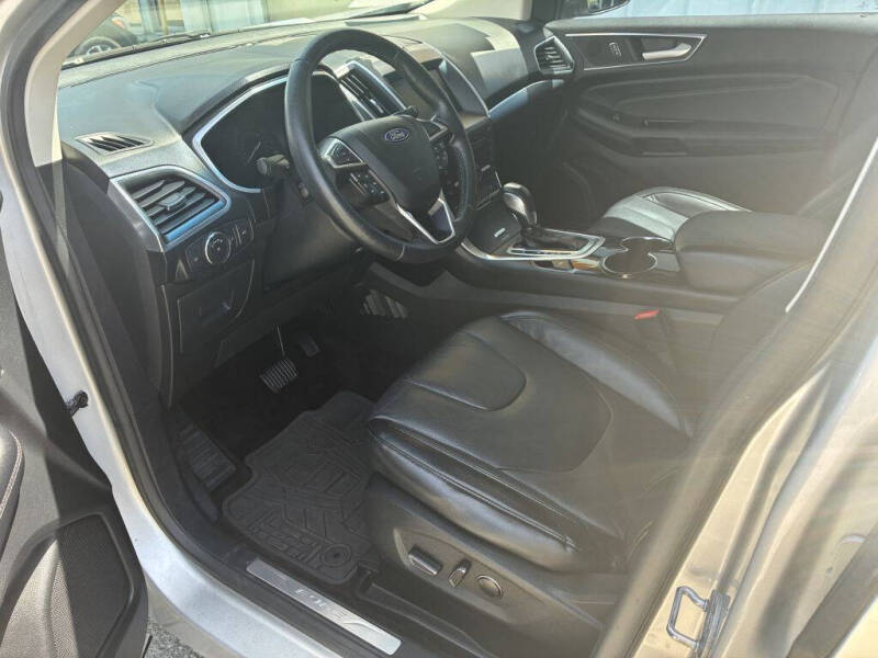 2016 Ford Edge Titanium