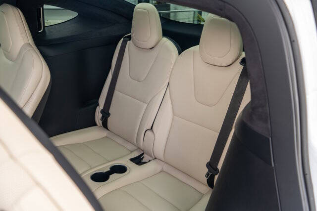 2022 Tesla Model X 56