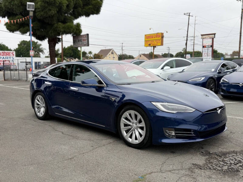 2016 Tesla Model S 90D