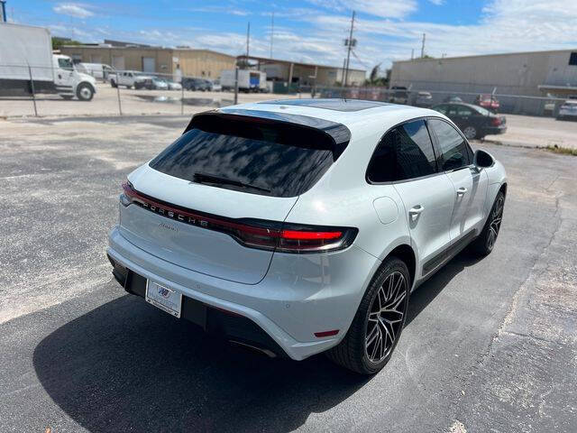 2023 Porsche Macan