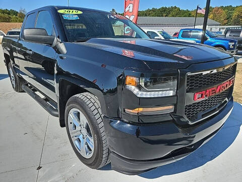 2019 Chevrolet Silverado 1500 LD for sale at Newcombs North Certified Auto Sales in Metamora MI