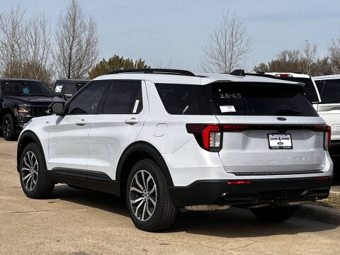 2026 Ford Explorer ST-Line