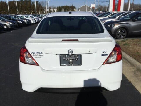 2019 Nissan Versa SV