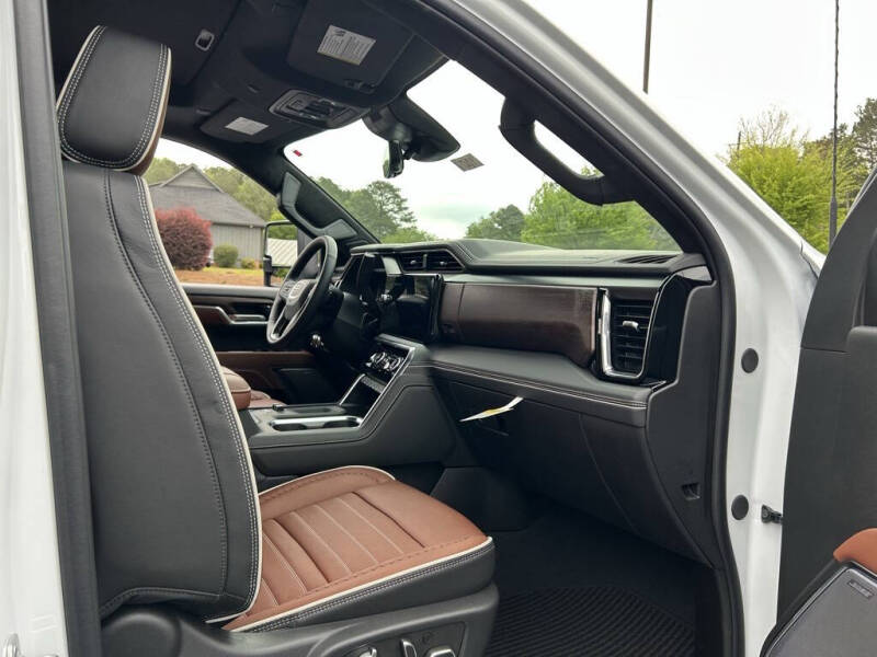 2025 GMC Sierra 3500HD