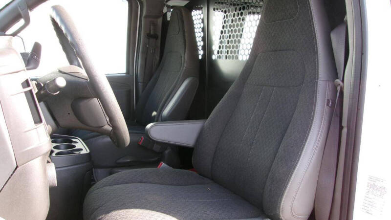 2024 Chevrolet Express 2500