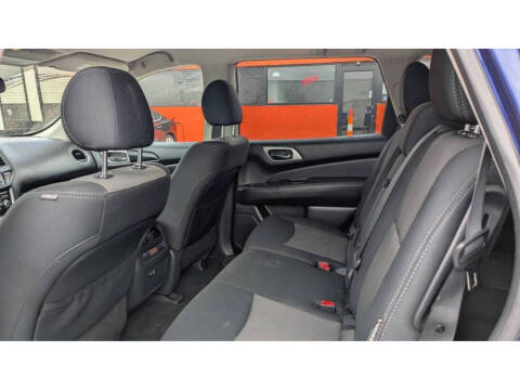 2020 Nissan Pathfinder SV