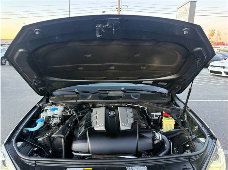 2015 Volkswagen Touareg TDI Lux