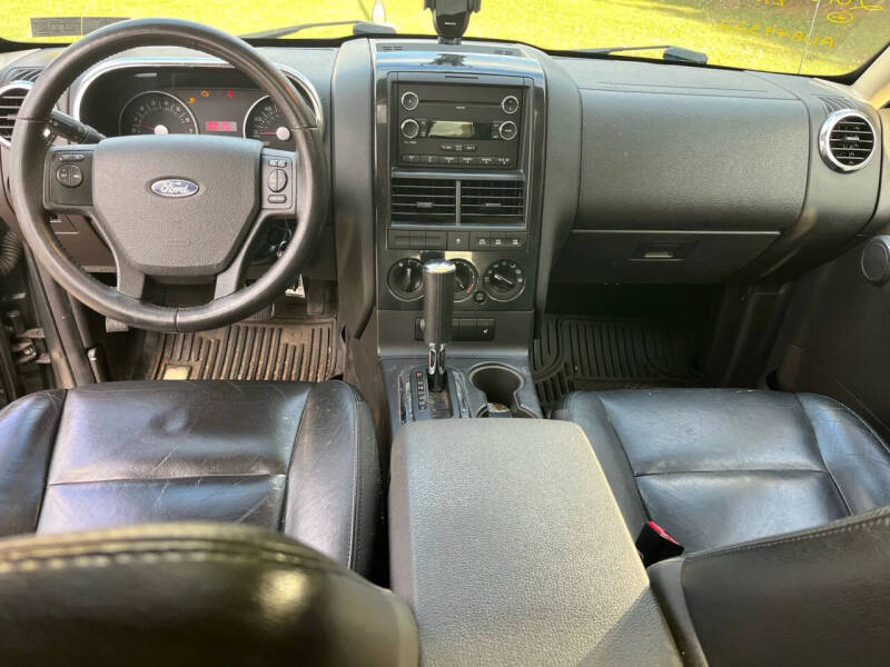 2010 Ford Explorer XLT