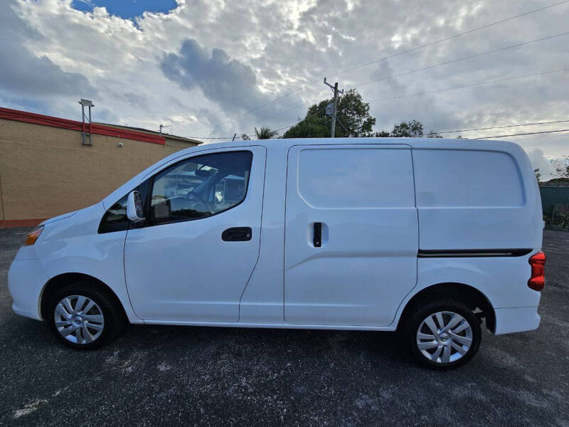 2020 Nissan NV200 SV
