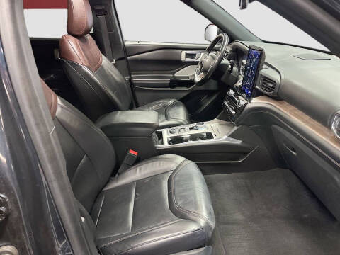 2022 Ford Explorer Platinum